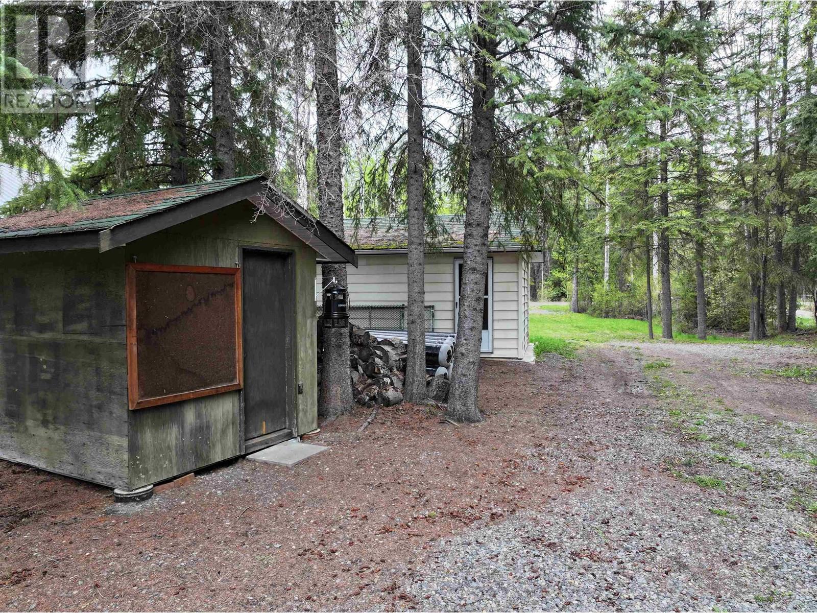 7228 Boulanger Road, Lone Butte, British Columbia  V0K 1X1 - Photo 21 - R3004053