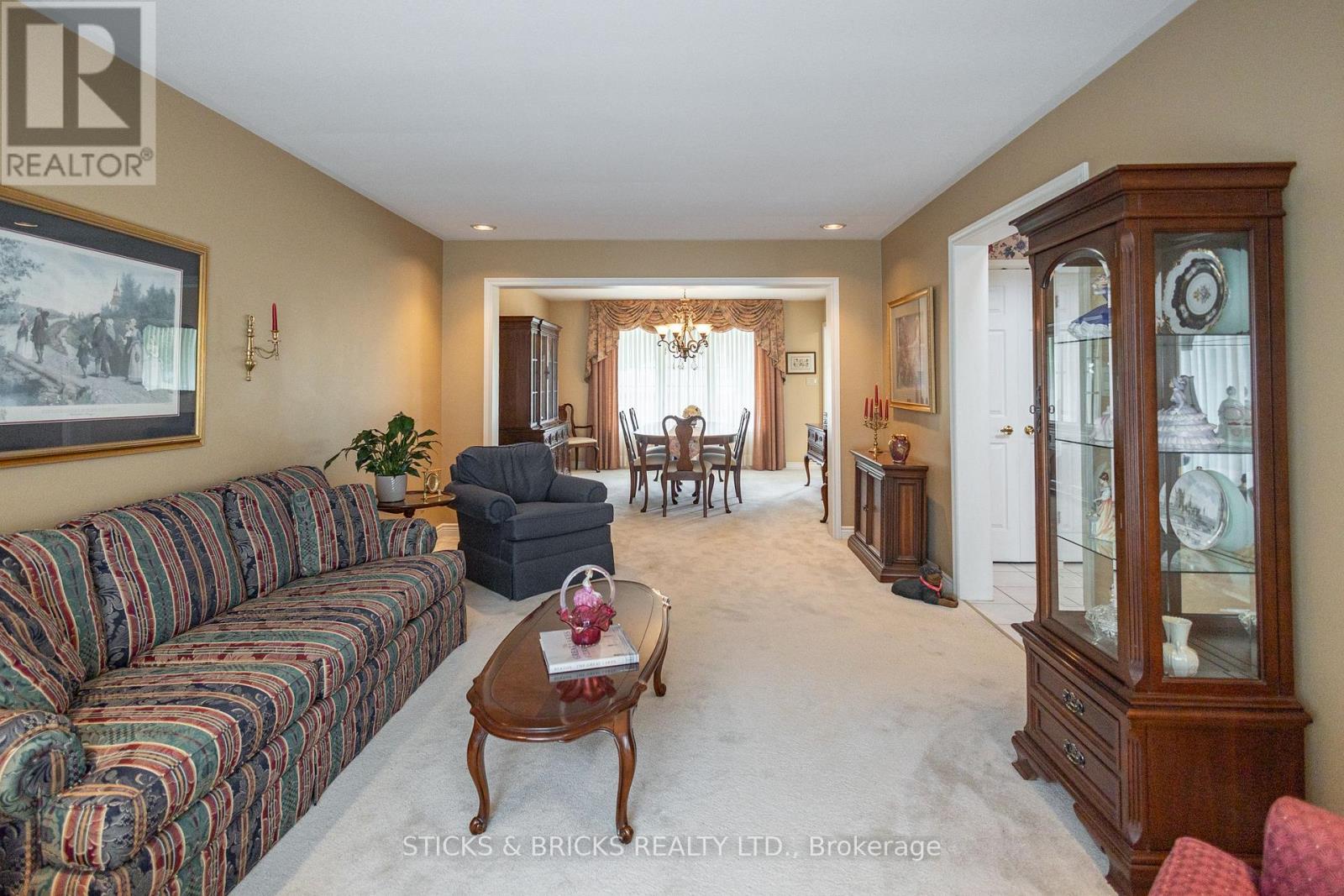 Property at 6032 MOUNTAINGATE DRIVE image 5
