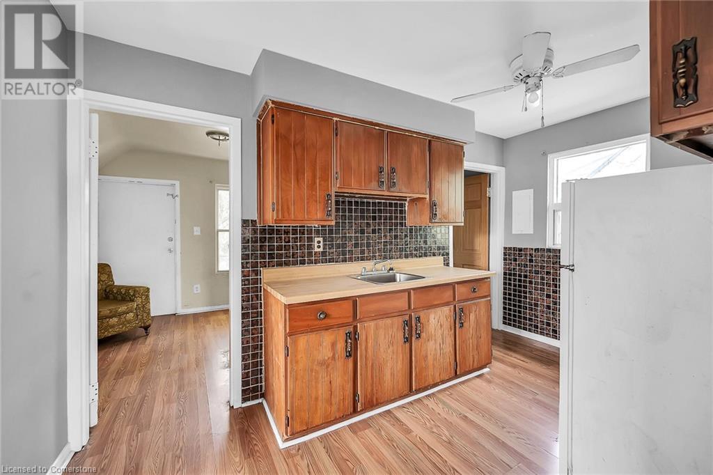 8 Morris Avenue, Hamilton, Ontario  L8L 1X7 - Photo 28 - 40747064