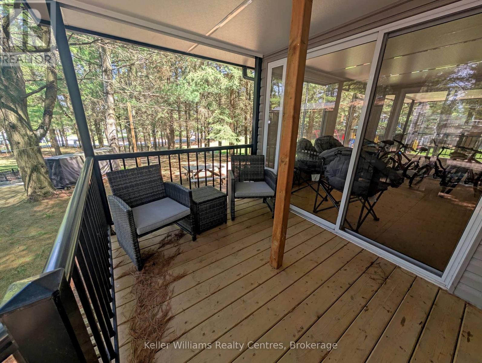 P27 - 13 Southline Avenue, Huron-Kinloss, Ontario  N0G 2B0 - Photo 6 - X12256754
