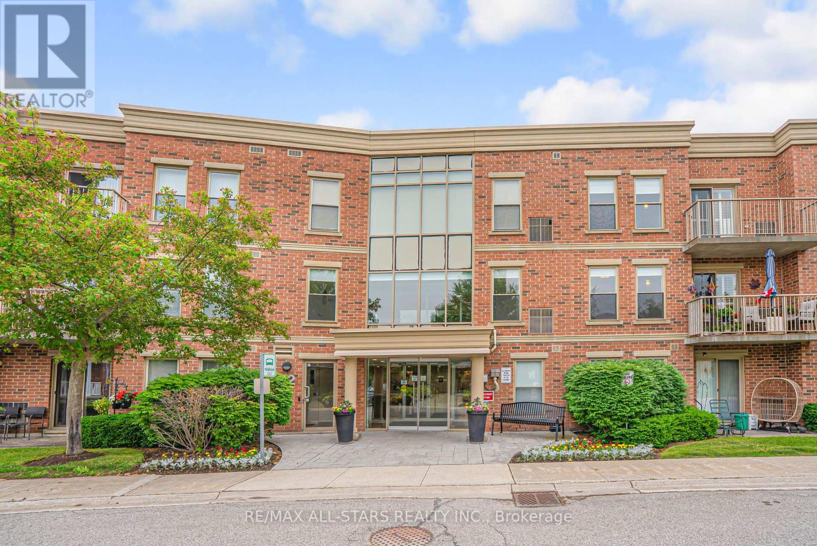 210 - 22 JAMES HILL COURT, Uxbridge, Ontario