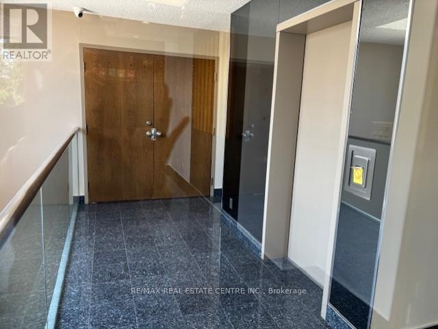 300 - 12 Morgan Avenue, Markham, Ontario  L3T 1R1 - Photo 2 - N12256599