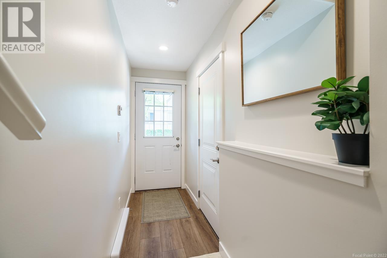 9 1338 Hames Crescent, Coquitlam, British Columbia  V3E 0J2 - Photo 4 - R3021813