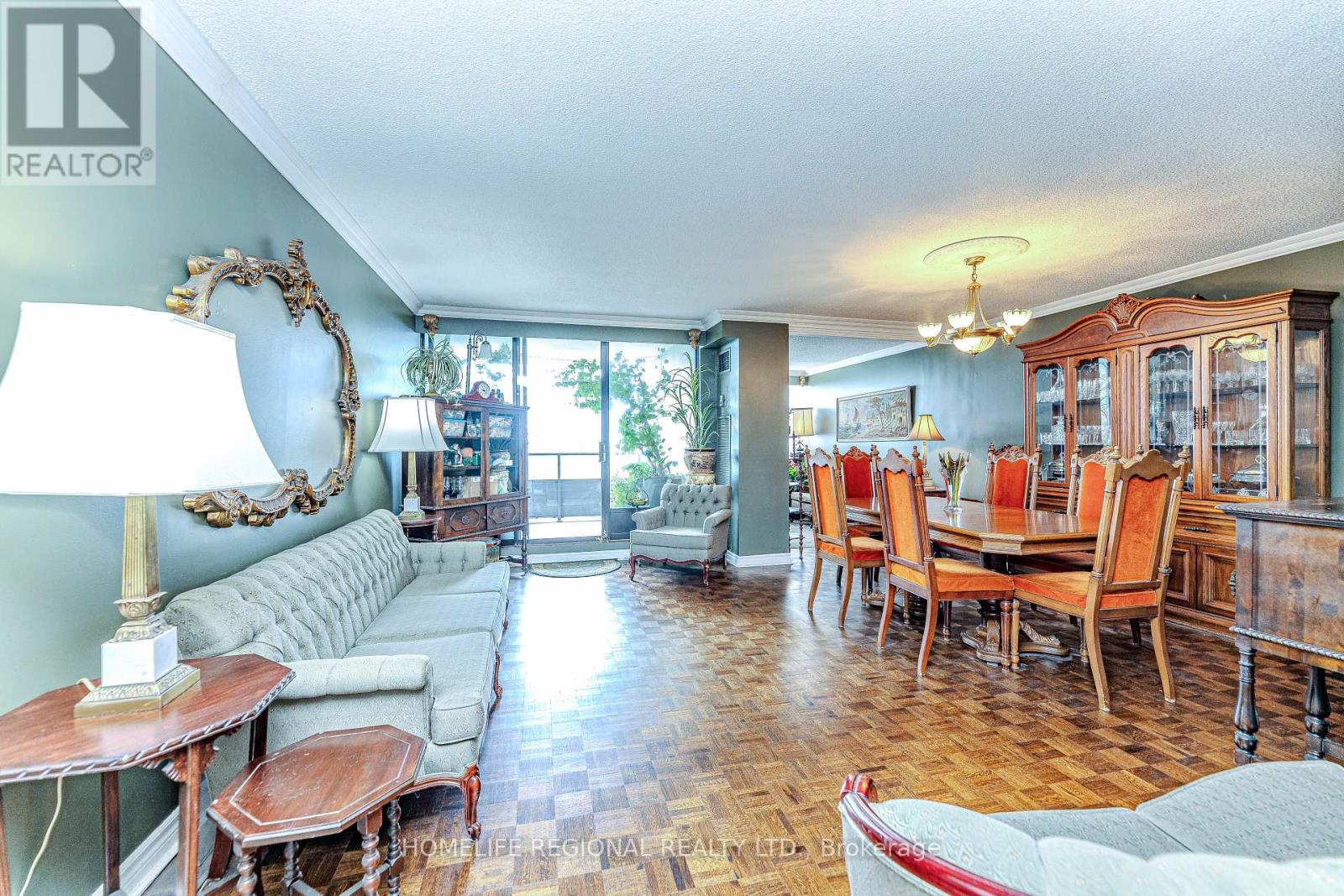 Property at 2109 - 75 EMMETT AVENUE image 5