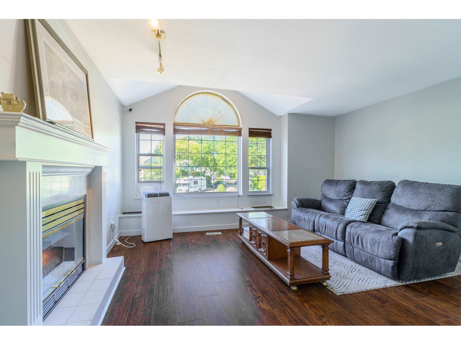 Property at 27269 32B AVENUE image 3