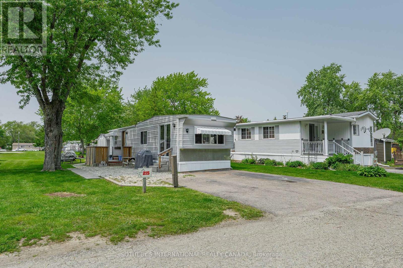 Property at 215 - 580 BEAVER CREEK ROAD image 1