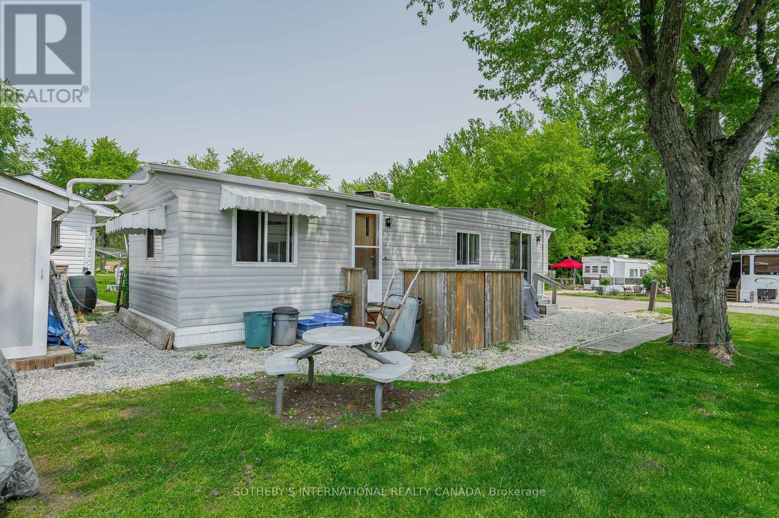 Property at 215 - 580 BEAVER CREEK ROAD image 5