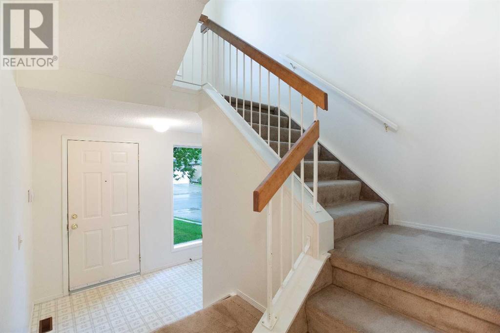 Property at 195 Cedarbrook Way SW image 4