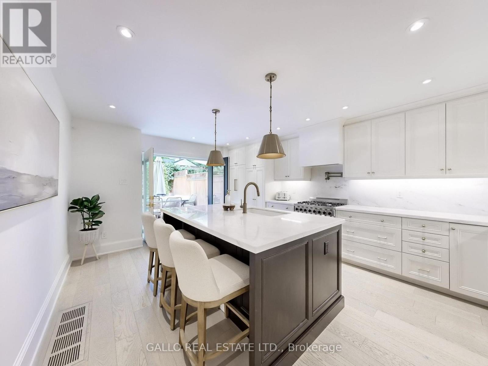 46 Mcgill Street, Toronto, Ontario  M5B 1H2 - Photo 14 - C12256820