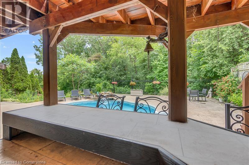 Property at 107 CHANDOS Drive image 5