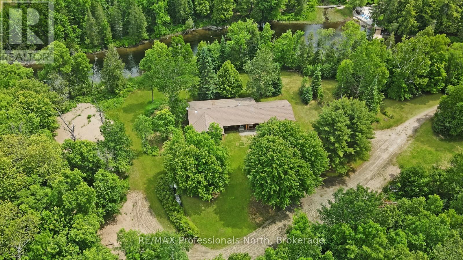 11601 Highway 118 Highway, Dysart Et Al, Ontario  K0M 1S0 - Photo 41 - X12132847
