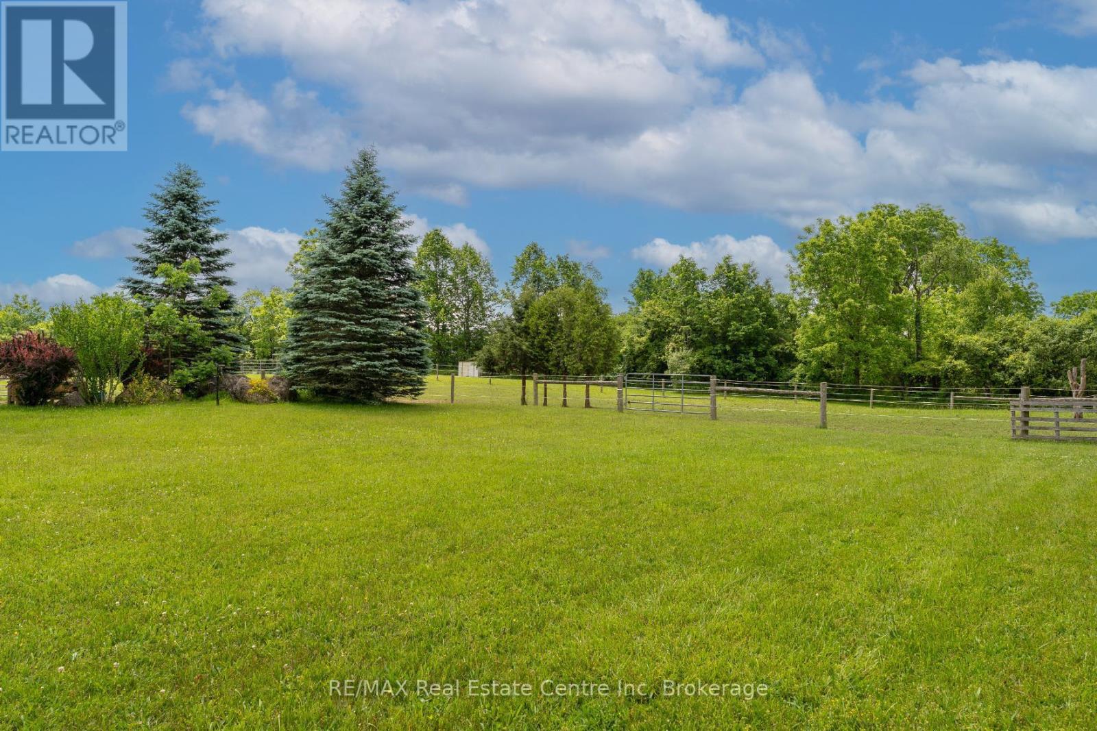 3988 Hwy 6 Highway, Puslinch, Ontario N0B 2J0 - Photo 7 - X12233355