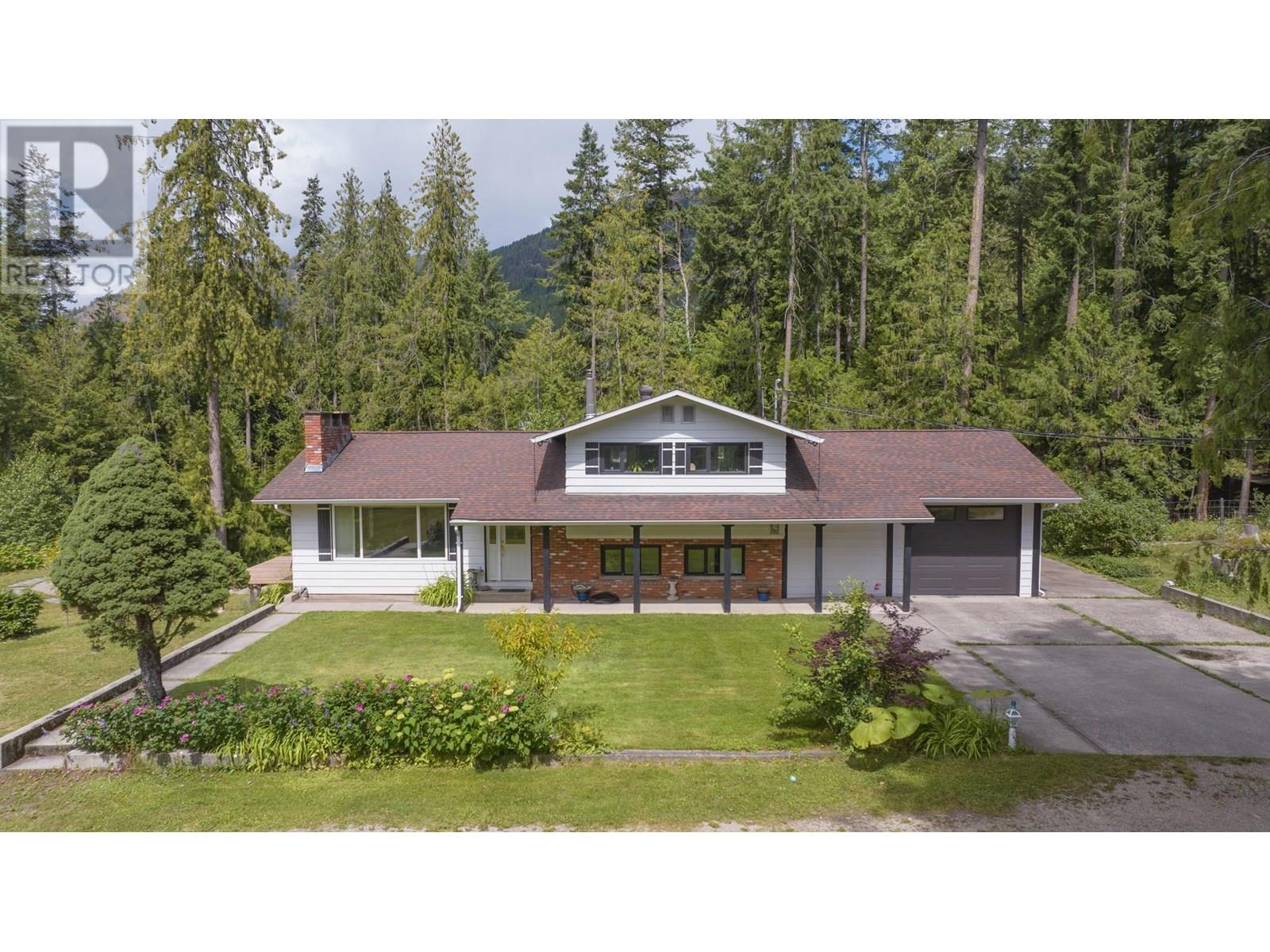 40 Rosoman Road, Enderby, British Columbia