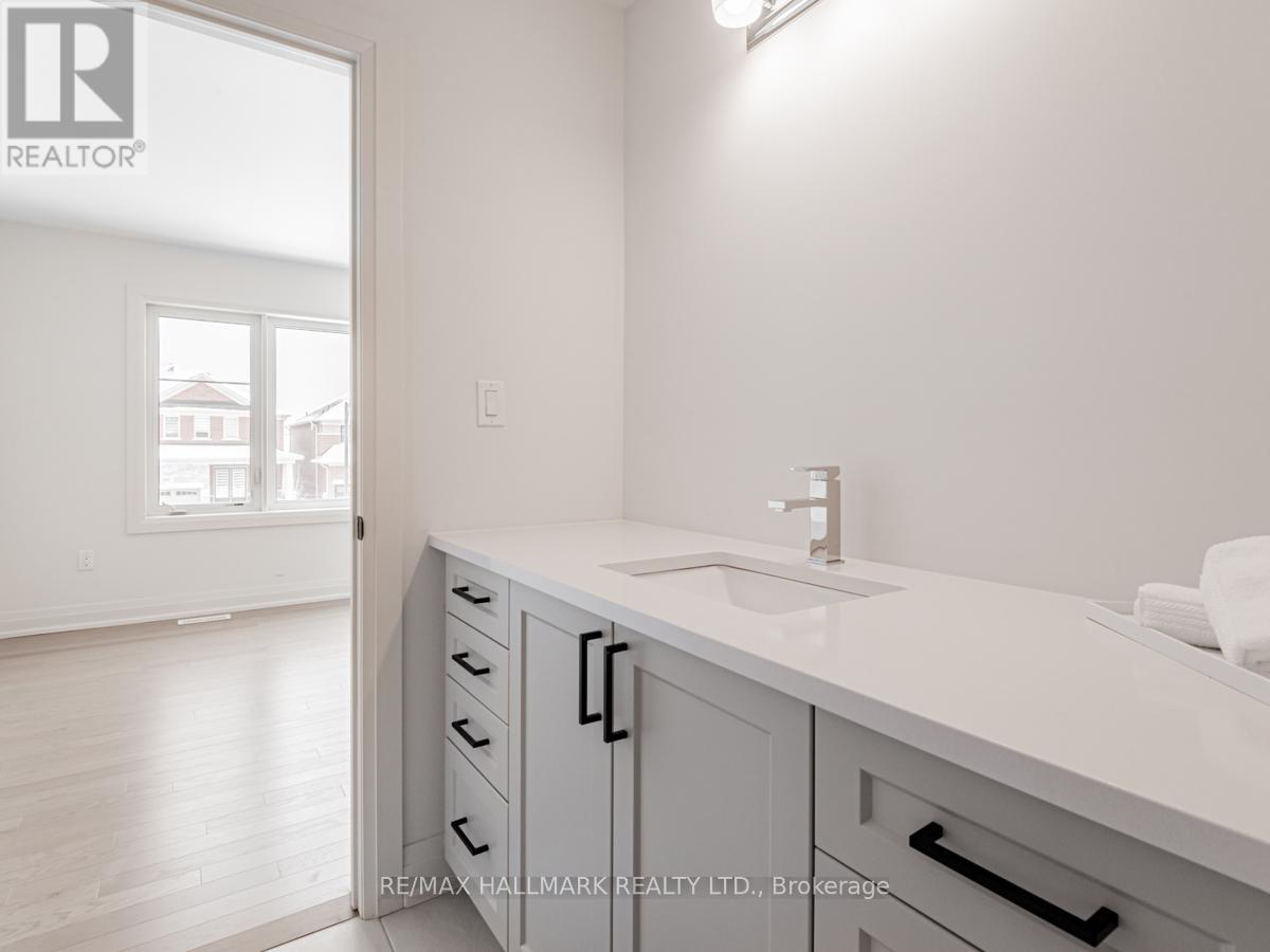 23 Hummingbird Grove, Adjala-Tosorontio, Ontario  L0G 1W0 - Photo 37 - N12256767
