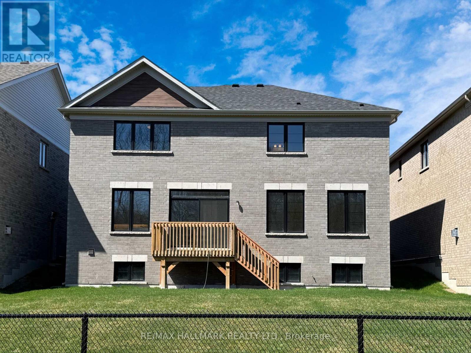 23 Hummingbird Grove, Adjala-Tosorontio, Ontario  L0G 1W0 - Photo 47 - N12256767