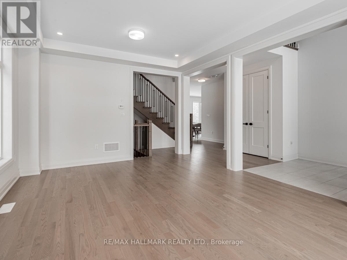 23 Hummingbird Grove, Adjala-Tosorontio, Ontario  L0G 1W0 - Photo 6 - N12256767