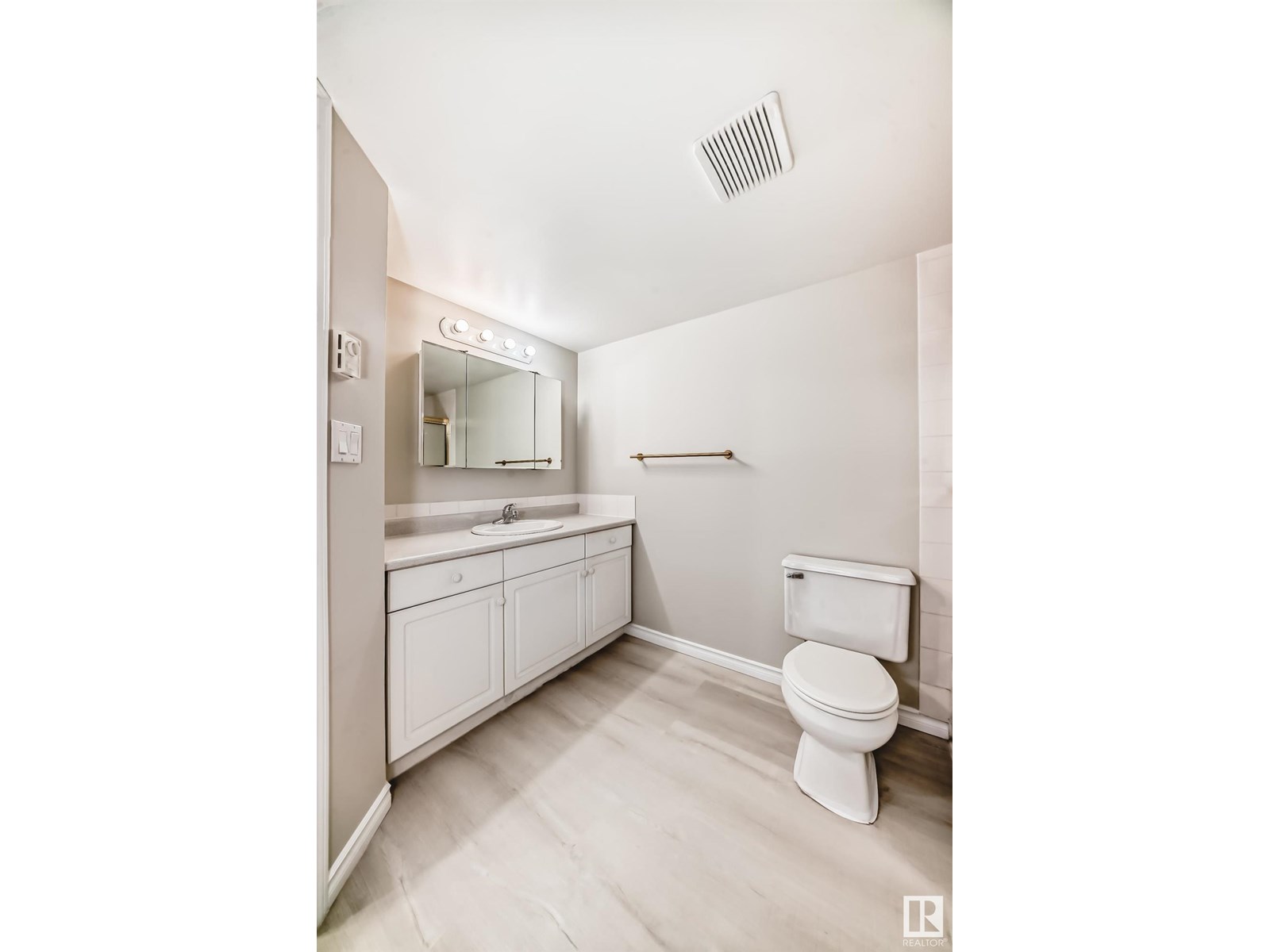 #308 10153 117 St Nw, Edmonton, Alberta  T5K 1X5 - Photo 31 - E4445328