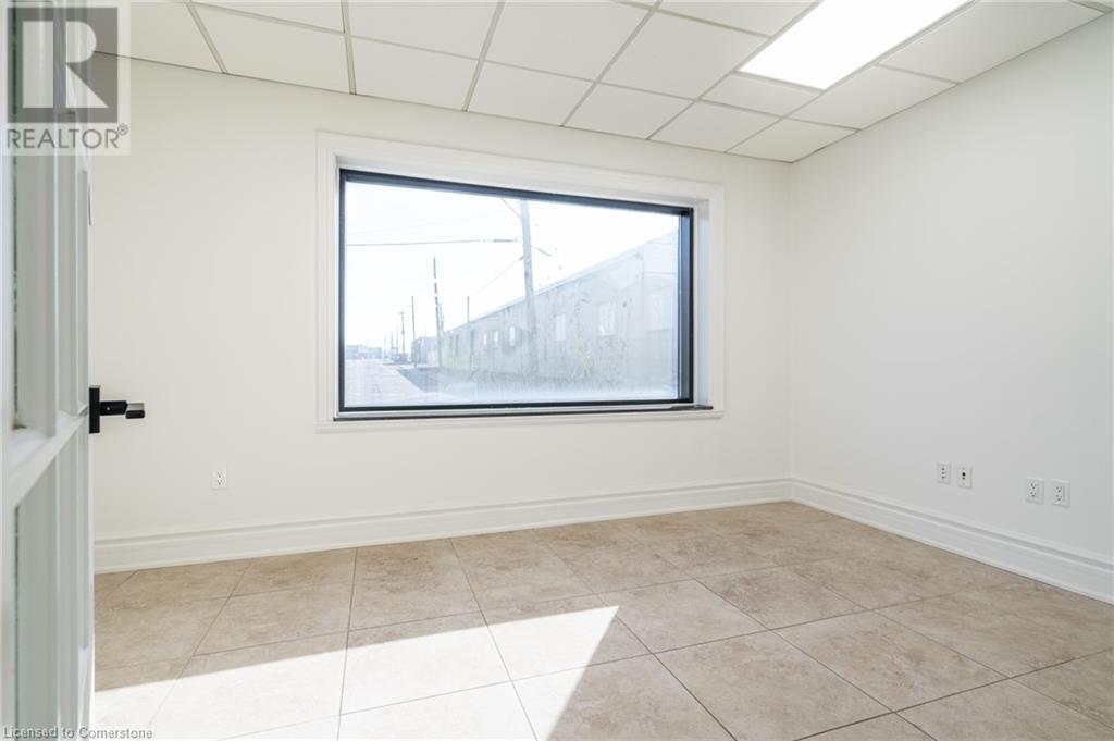 100 Burland Crescent Unit# 2, Hamilton, Ontario  L8H 7T5 - Photo 10 - 40746813