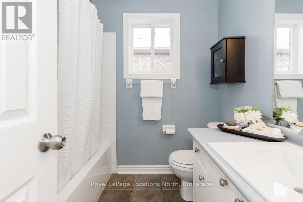 45 Holly Meadow Road, Barrie, Ontario  L4N 0E2 - Photo 31 - S12256849