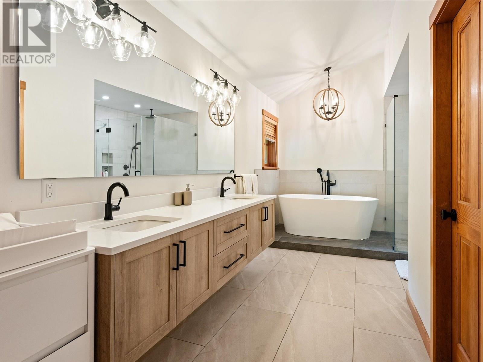 6 2240 Nordic Drive, Whistler, British Columbia  V8E 0P3 - Photo 17 - R3020236
