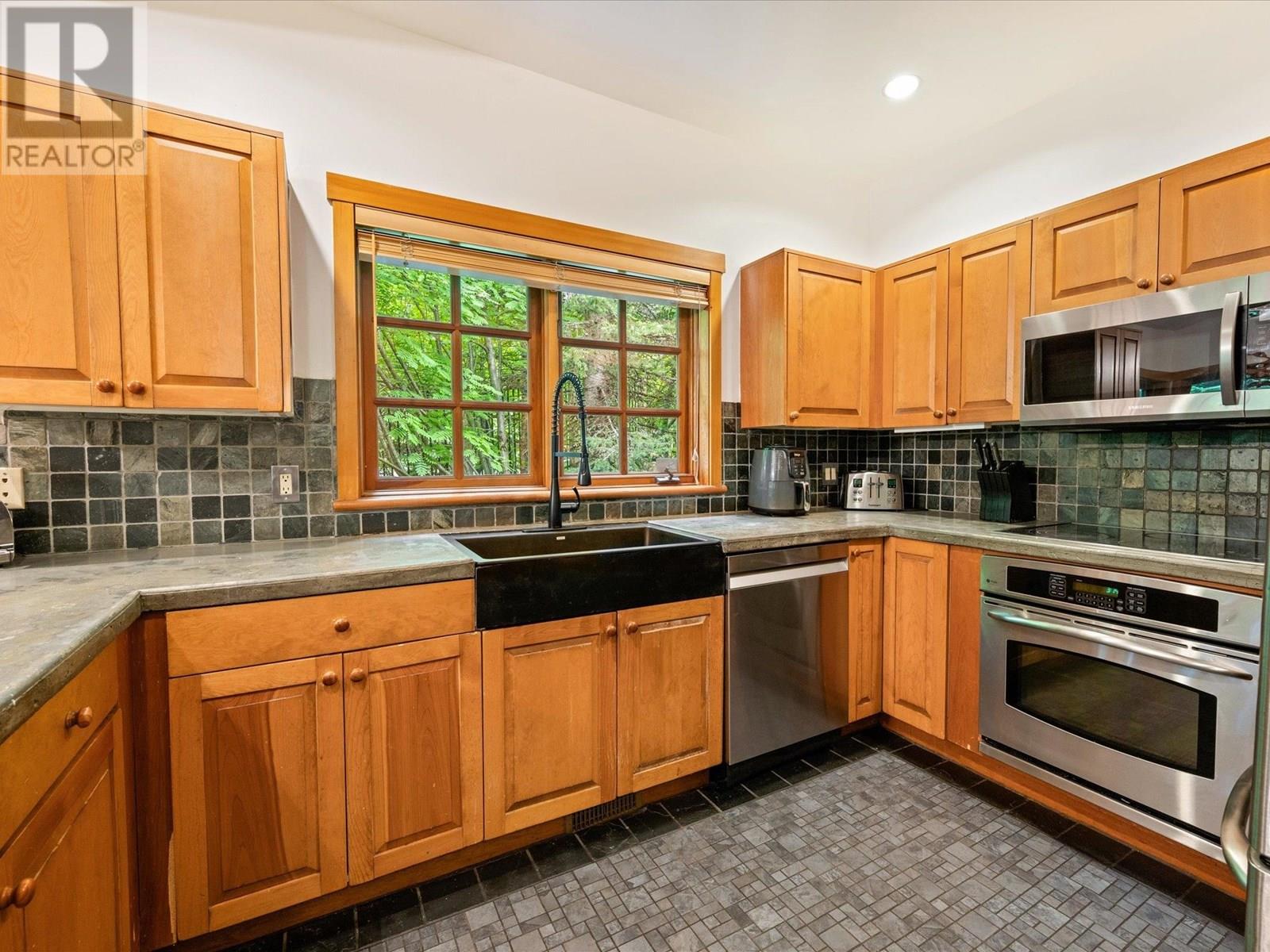 6 2240 Nordic Drive, Whistler, British Columbia  V8E 0P3 - Photo 10 - R3020236