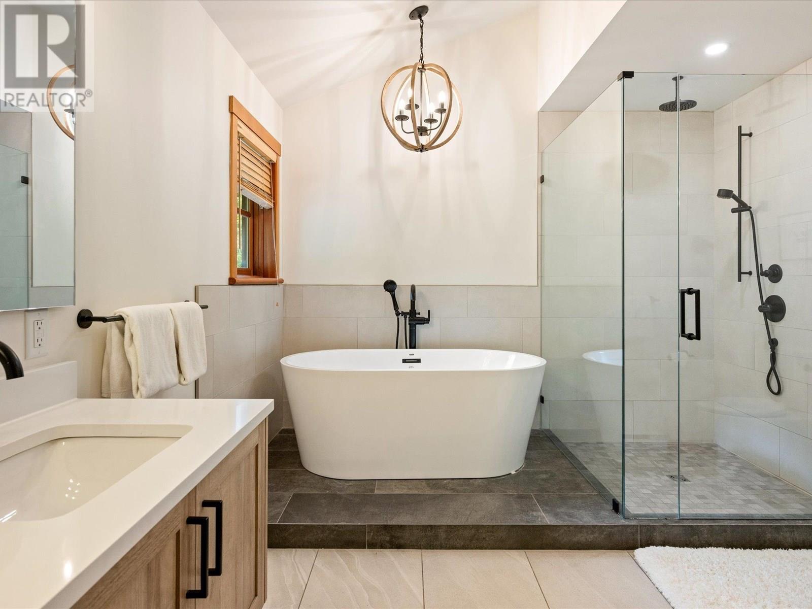 6 2240 Nordic Drive, Whistler, British Columbia  V8E 0P3 - Photo 18 - R3020236