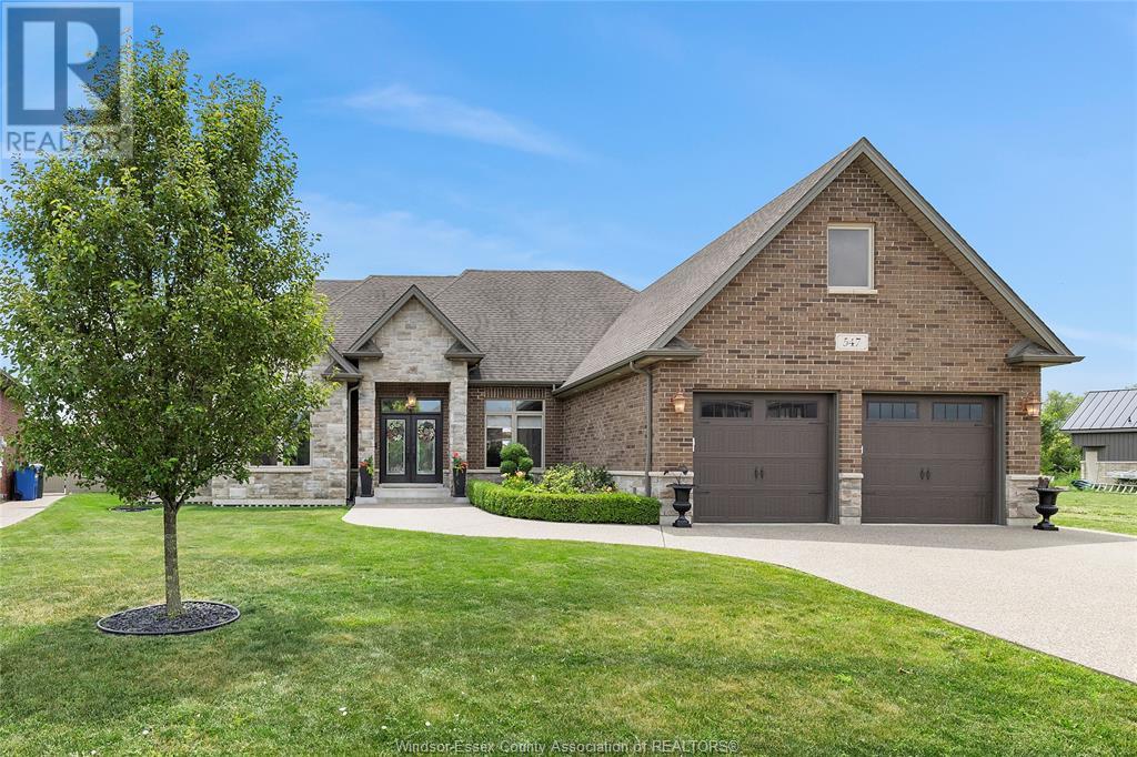 Property at 547 RIVERDOWNS AVENUE image 2