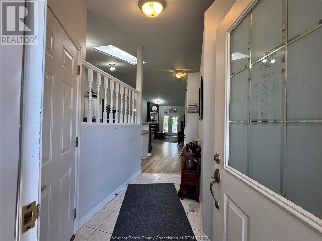 Property at 3 ASHLEY CRESCENT image 4