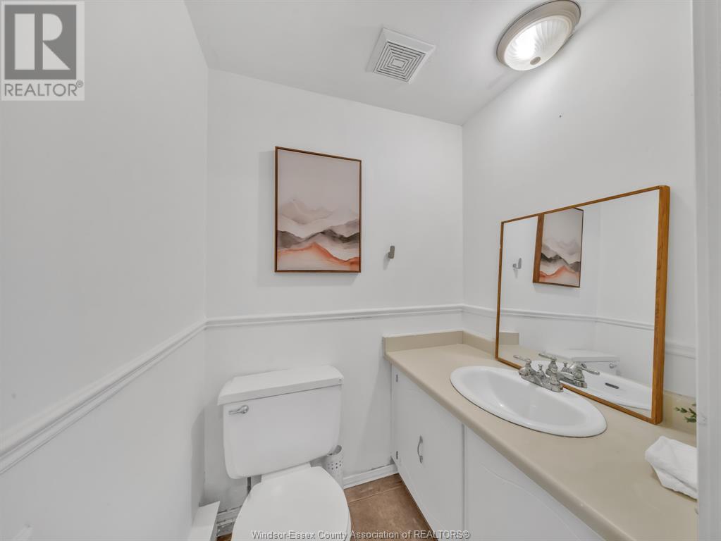 Property at 1196 HEATHFIELD image 5