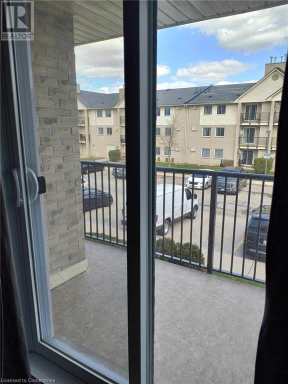 735 Deveron Crescent Unit# 211, London, Ontario  N5Z 4X8 - Photo 3 - 40746927