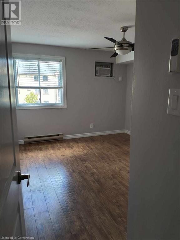 735 Deveron Crescent Unit# 211, London, Ontario  N5Z 4X8 - Photo 5 - 40746927