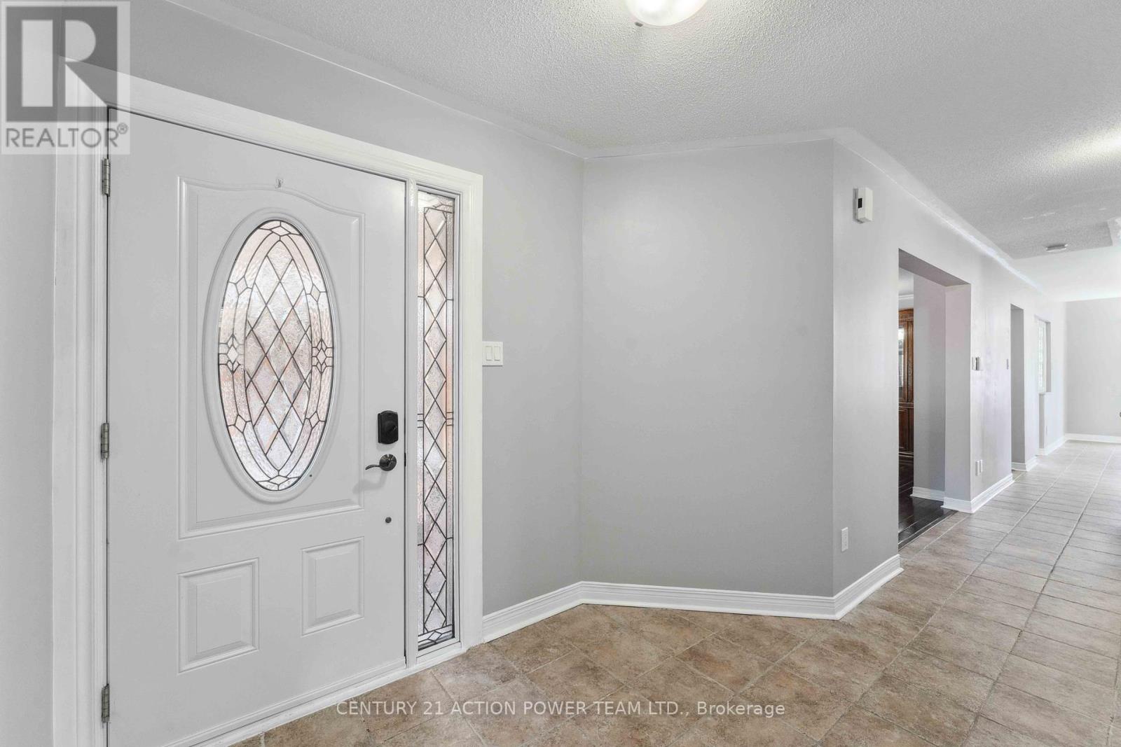 Property at 13 AVONHURST AVENUE image 4