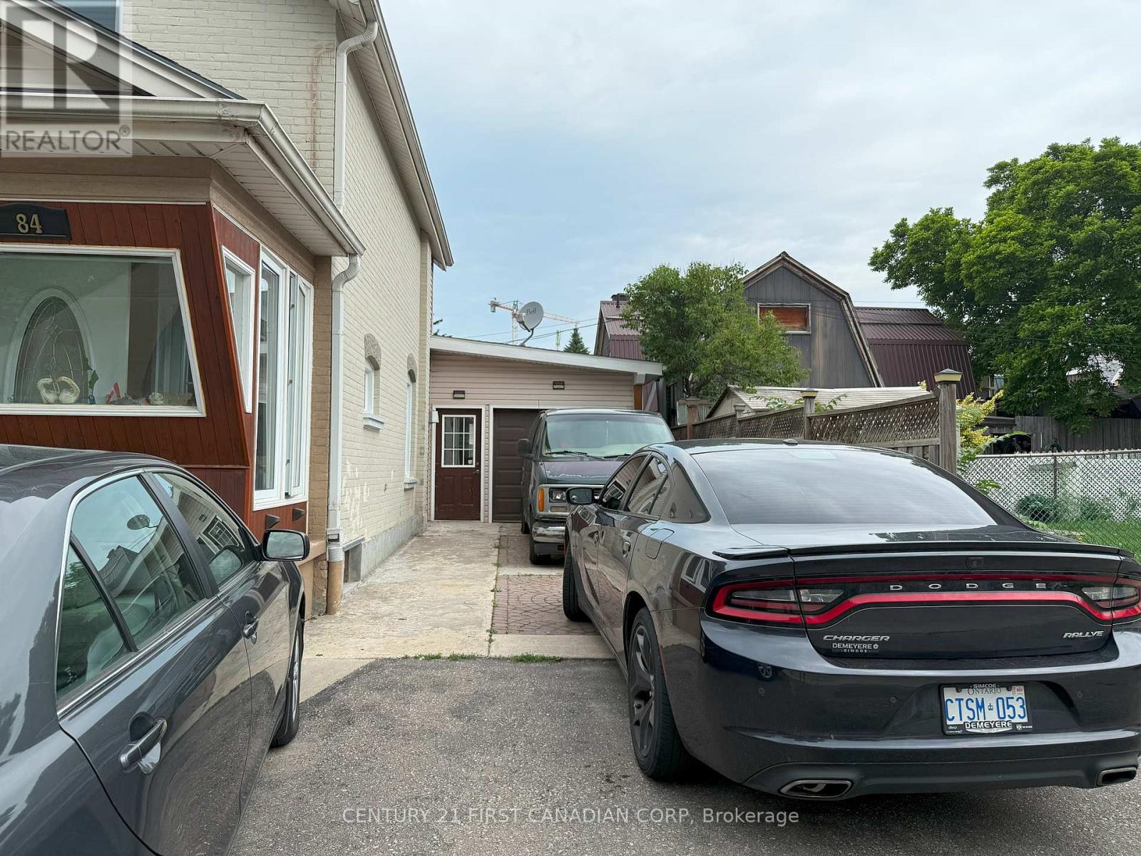84 Port Street, Brantford, Ontario  N3S 1Y7 - Photo 3 - X12256978