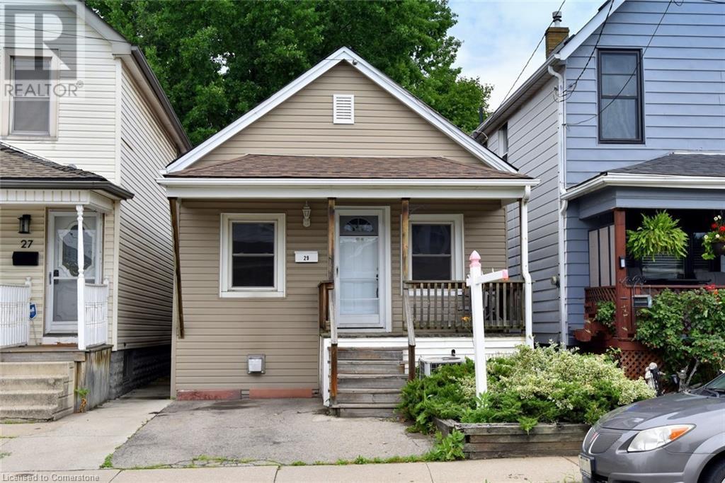 Property at 29 MAYFLOWER Avenue image 4