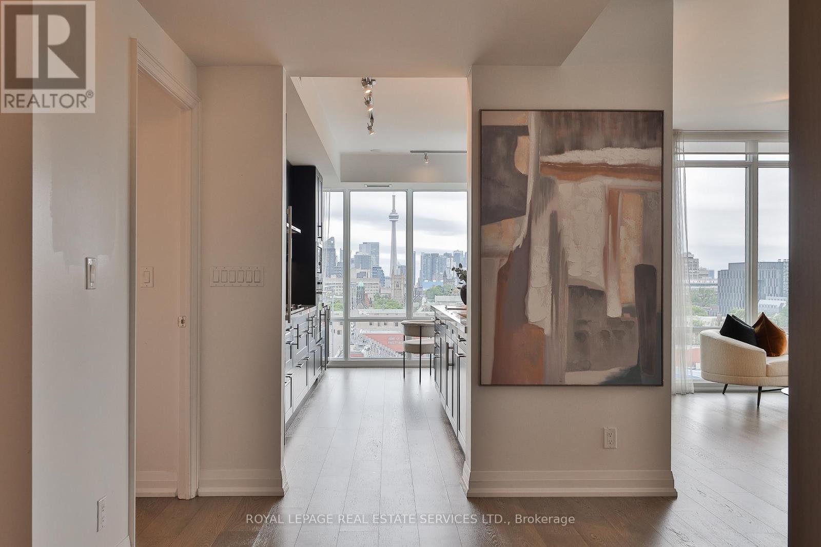 808 - 1 Bedford Road, Toronto, Ontario  M5R 2J7 - Photo 5 - C12256909