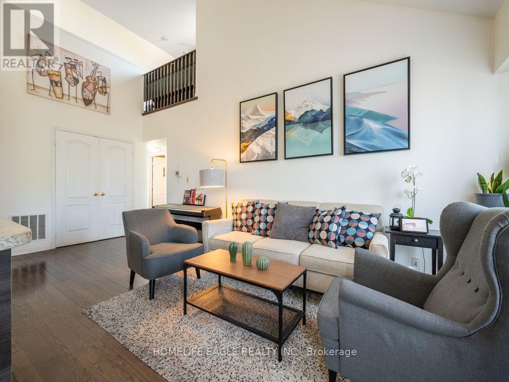 Property at 60 - 653 WARDEN AVENUE image 1