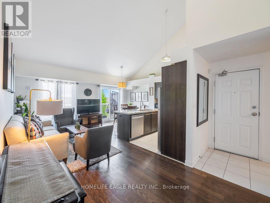 Property at 60 - 653 WARDEN AVENUE image 2