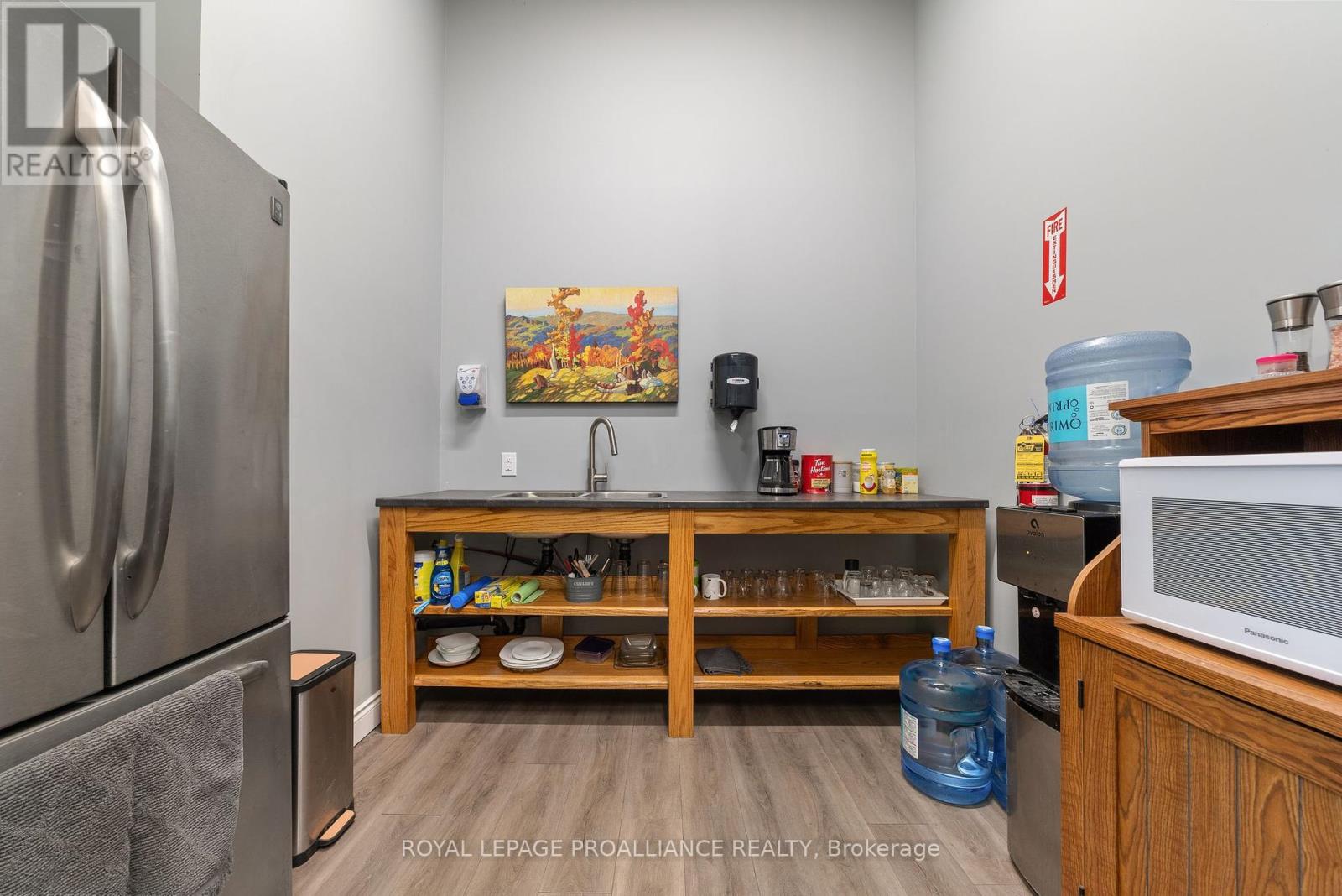 438 West Front Street W, Stirling-Rawdon, Ontario  K0K 3E0 - Photo 11 - X12257034