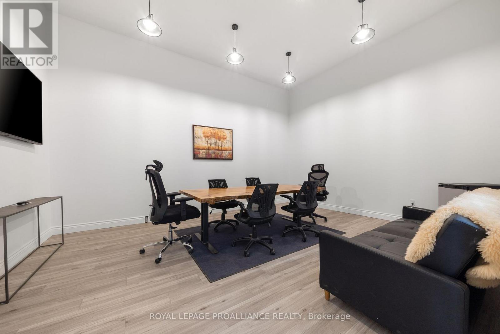 438 West Front Street W, Stirling-Rawdon, Ontario  K0K 3E0 - Photo 15 - X12257034