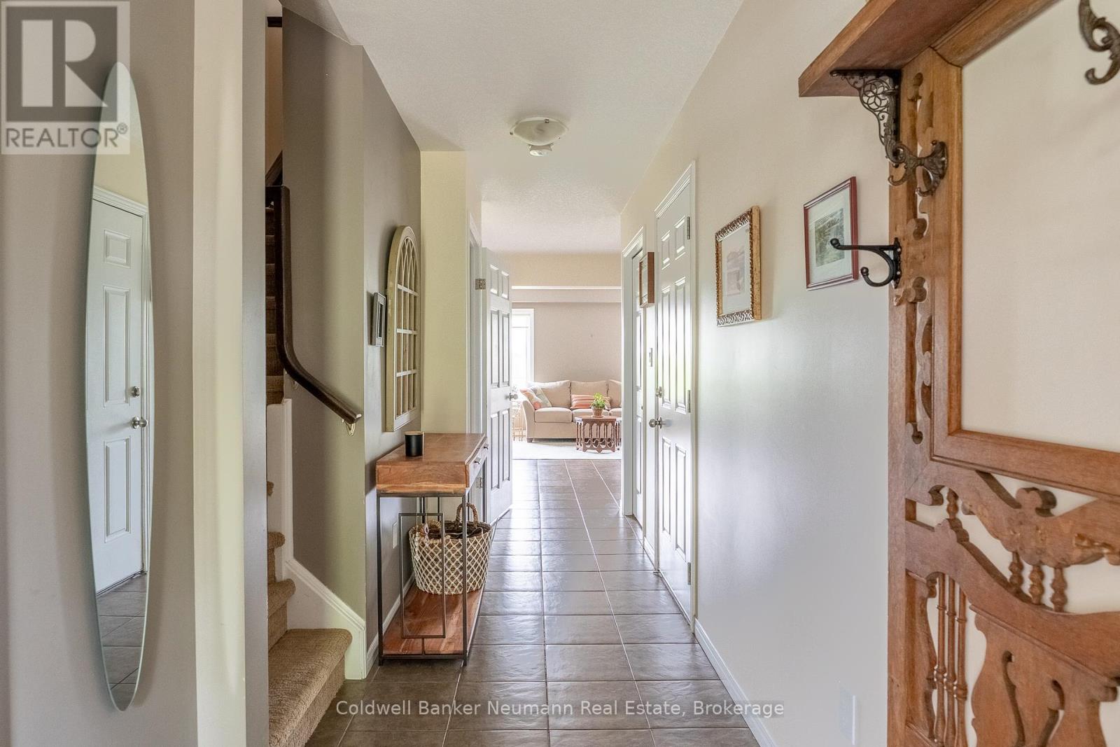 Property at 159 KEMP CRESCENT image 5