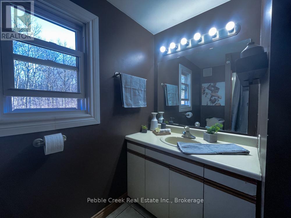 Photo 19 of 33 for 78240 Parr Line