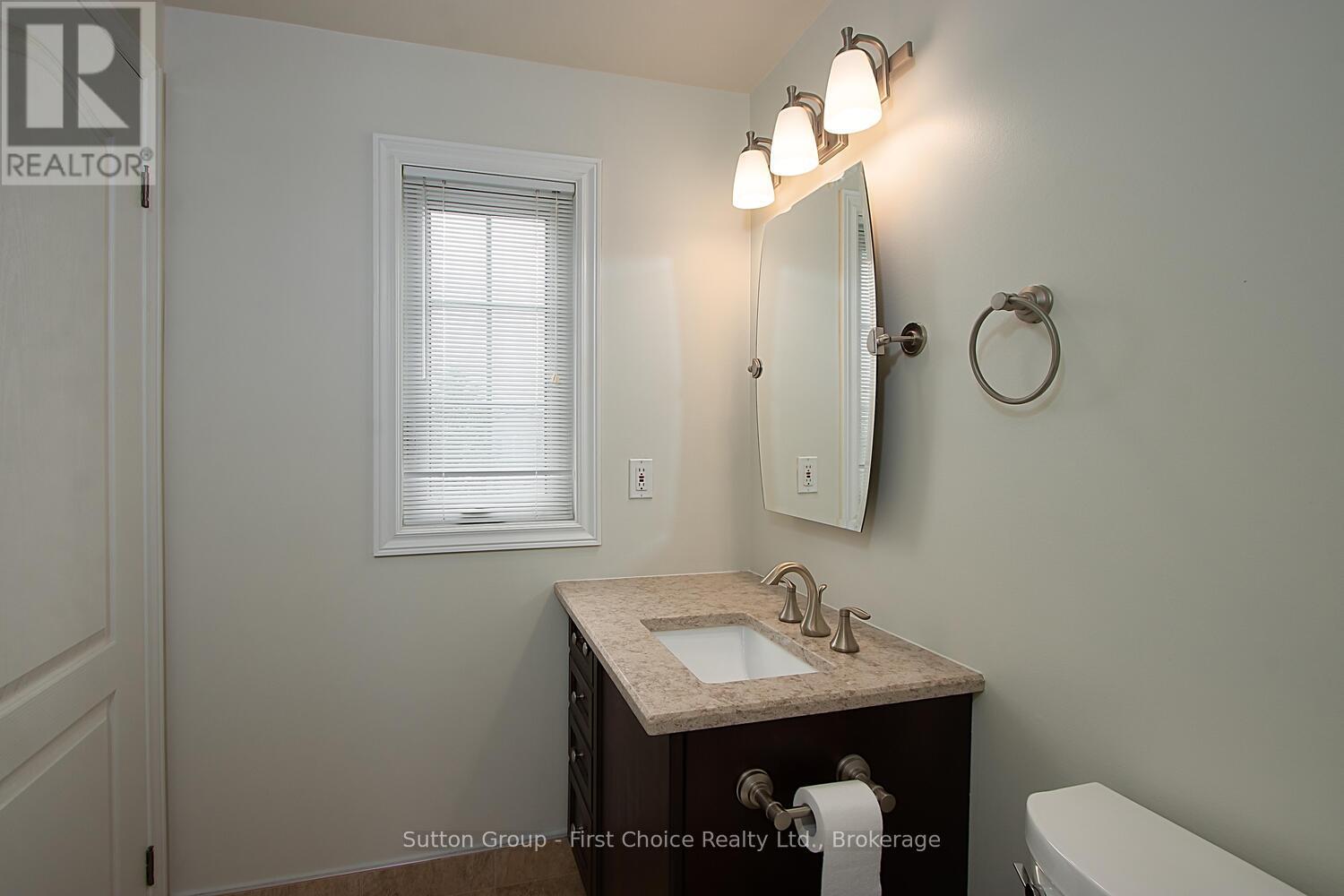 293 Huck Crescent, Kitchener, Ontario  N2N 3M8 - Photo 24 - X12257028