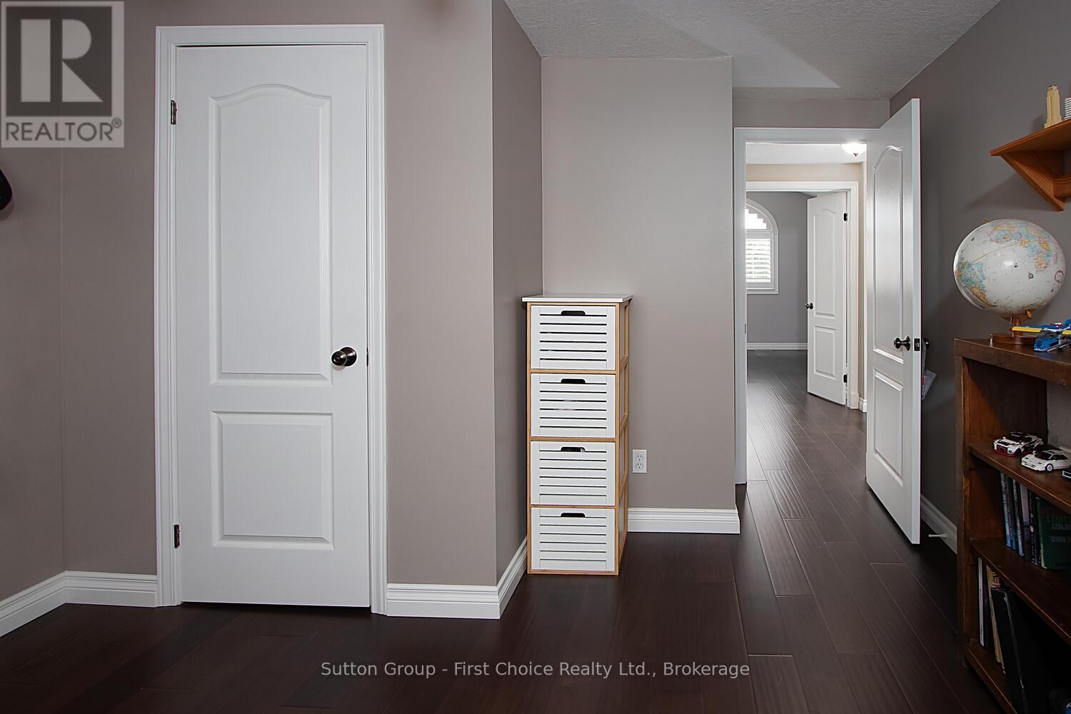 293 Huck Crescent, Kitchener, Ontario  N2N 3M8 - Photo 28 - X12257028