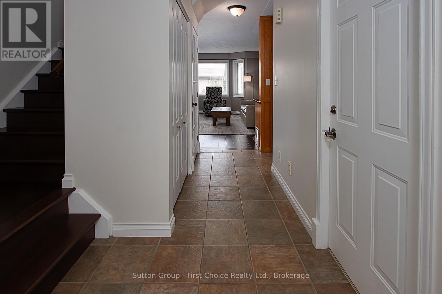 Property at 293 HUCK CRESCENT image 5