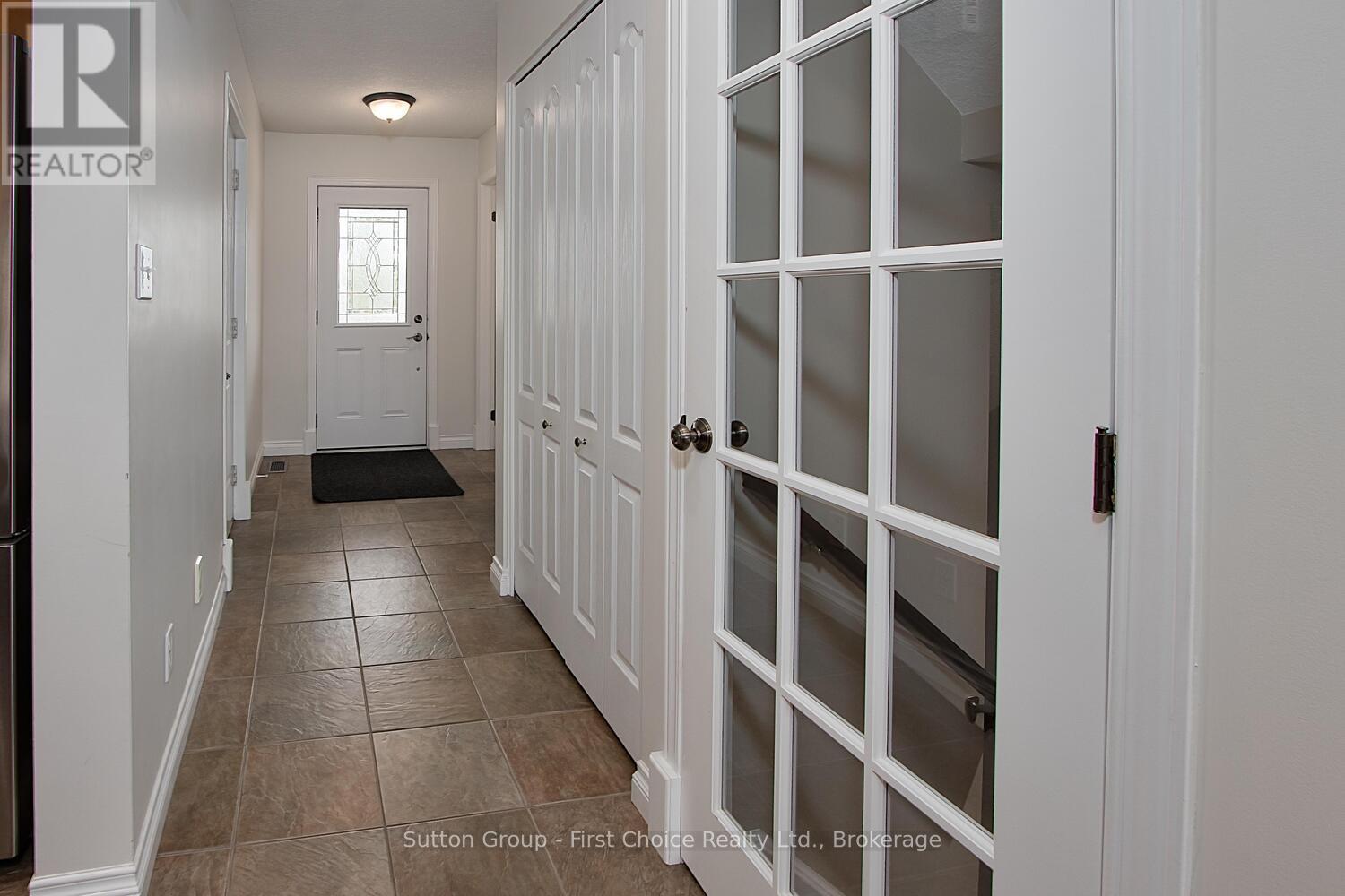293 Huck Crescent, Kitchener, Ontario  N2N 3M8 - Photo 6 - X12257028