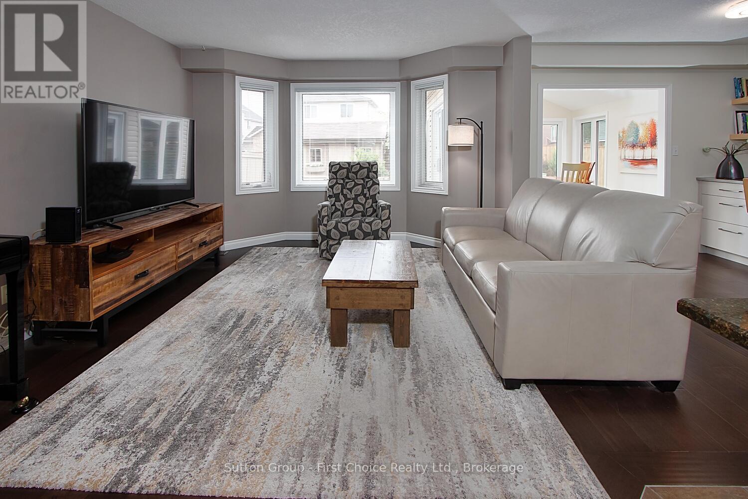 293 Huck Crescent, Kitchener, Ontario  N2N 3M8 - Photo 7 - X12257028
