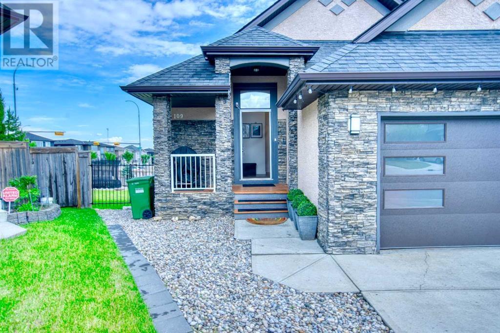 Property at 109 Aspen Stone Place SW image 2