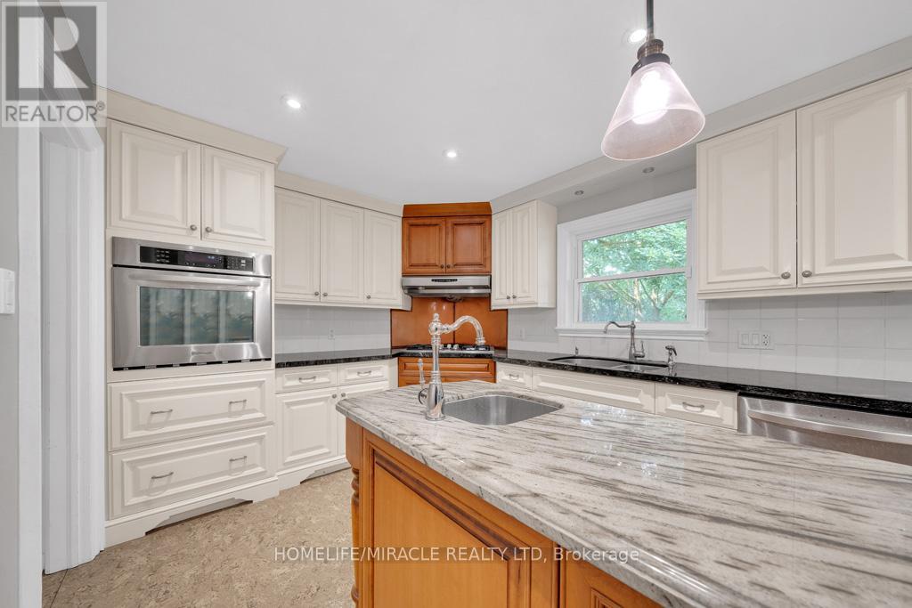 10 Houghton Boulevard, Markham, Ontario  L3P 2N6 - Photo 11 - N12256895