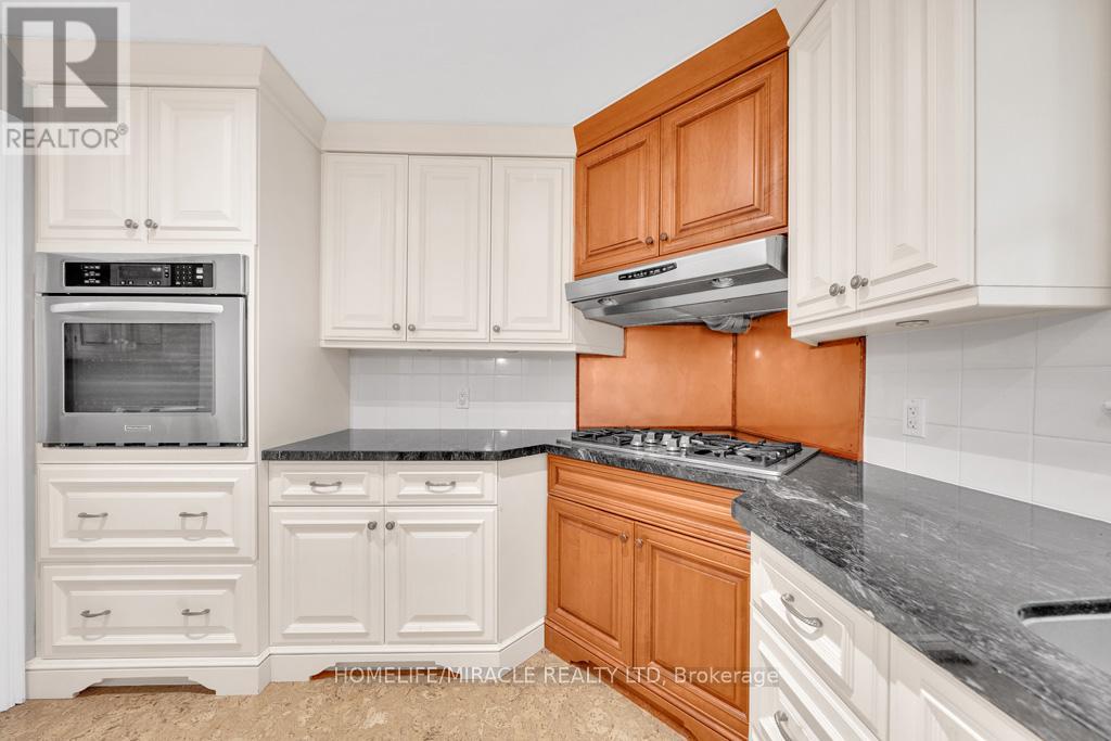 10 Houghton Boulevard, Markham, Ontario  L3P 2N6 - Photo 12 - N12256895