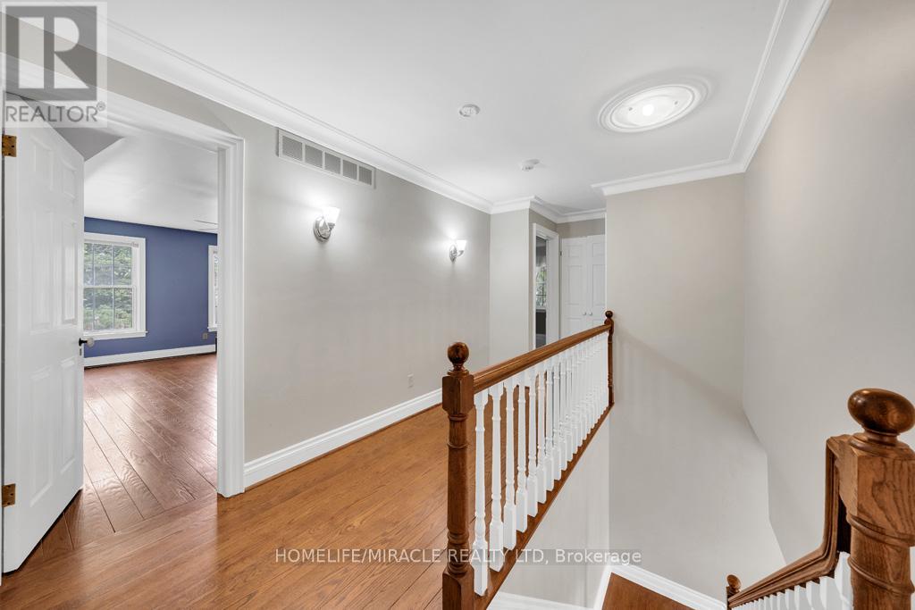 10 Houghton Boulevard, Markham, Ontario  L3P 2N6 - Photo 18 - N12256895